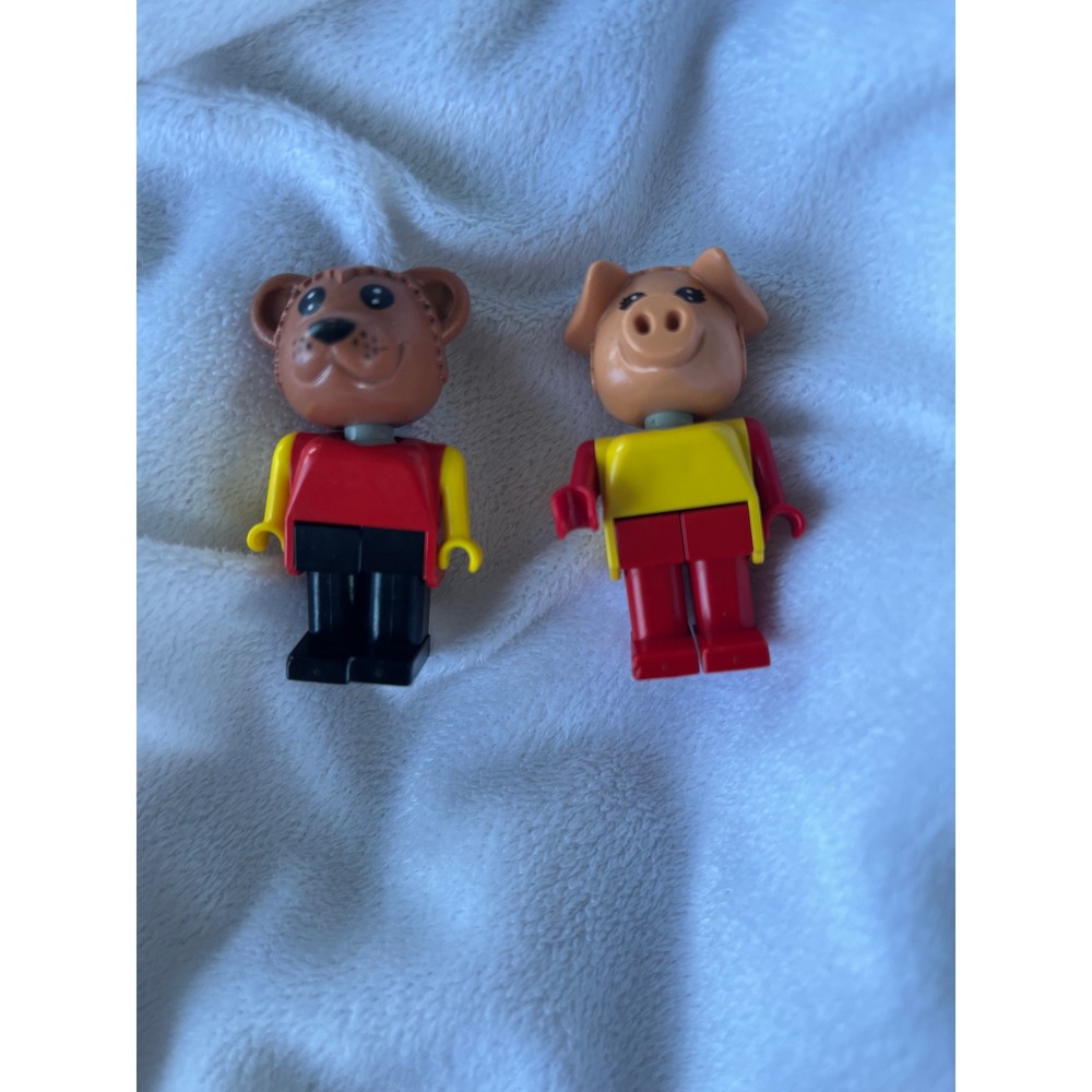 Vintage LEGO Fabuland Minifigures Bernard Bear and Patricia Pig 1980s Retro Toys